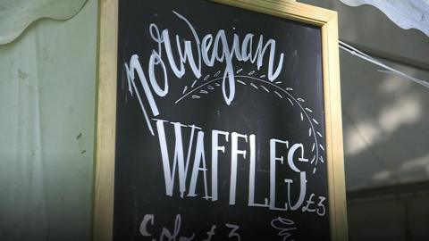 Norwegian waffles sign