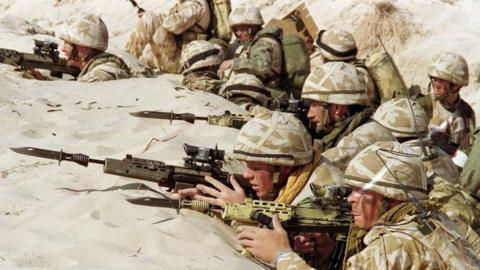 British soldiers in a trench during the 1991 Gulf War