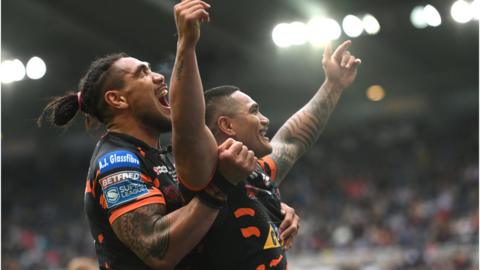 Castleford Tigers celebrate.