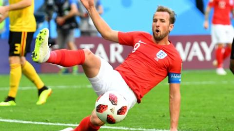 Harry Kane playing for England in the World Cup