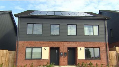 Low carbon house