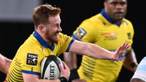 Rory Jennings in action for Clermont Auvergne