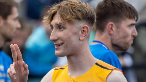 Nick Griggs missed out on an Olympic place for Ireland but regrouped to set personal bests over 1500, 3,000m and 5,000m