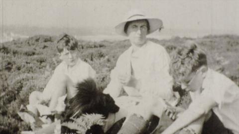 Family picnic in 1937