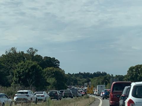 Queues on the Orwell Bridge