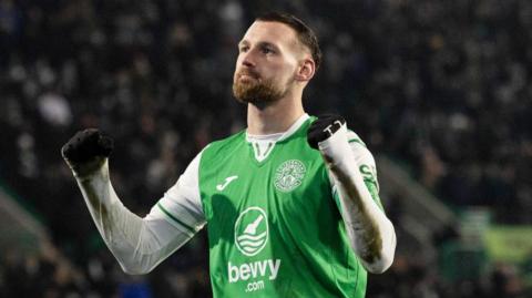 Hibernian’s Martin Boyle celebrates after scoring to make it 3-1 during a William Hill Premiership match between Hibernian and Motherwell at the Easter Road Stadium, 