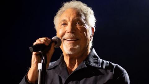 Sir Tom Jones singing