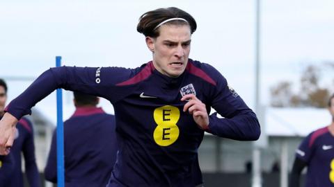 Alex Scott training for England