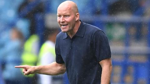 Sheffield Wednesday boss Henrik Pedersen