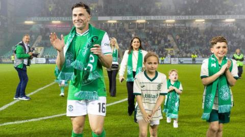 Lewis Stevenson waving his goodbyes at Easter Road