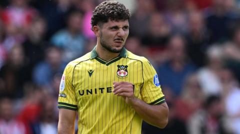Librato Cacace of Wrexham during the EFL Sky Bet Championship match between Southampton and Wrexham