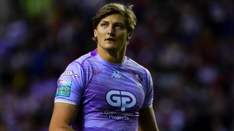 Sam Walters playing for Wigan Warriors in their away kit