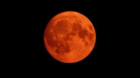 The super moon was turned red by wildfire smoke