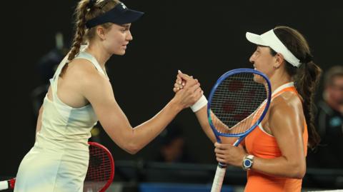 Elena Rybakina shakes hands with Jessica Pegula