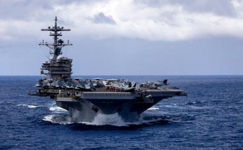 امریکہ اور ایران میں ہونے والے مذاکرات میں حالیہ تعطل کے بعد پیر کی صبح ایشیائی منڈیوں میں خام تیل کی قیمتوں میں اضافہ دیکھا گیا ہے۔ 2.2 فیصد اضافے کے بعد برینٹ خام تیل کی قیمت 107.70 ڈالر فی بیرل تک پہنچ گئی ہے۔