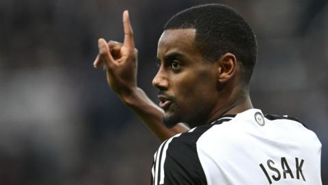 Alexander Isak playing for Newcastle