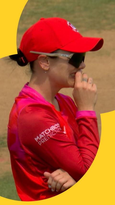 Heather Graham after putting down the catch