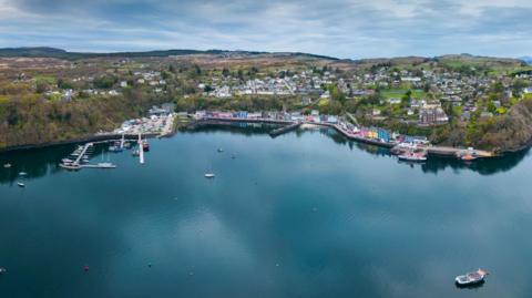 Tobair Mhoire, Muile 