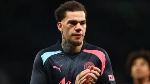 Ederson applauds Manchester City fans