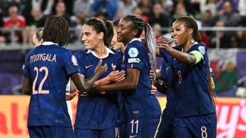France's Kadidiatou Diani celebrates