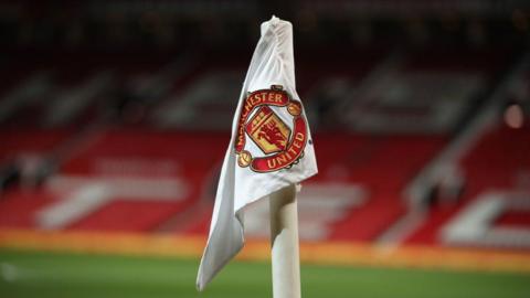 Manchester United badge on corner flag