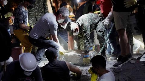 Colombia de Luto: El Sismo de 7.4 que Desgarra Chocó y Moviliza a una Nación