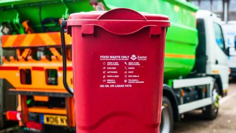 Food waste container