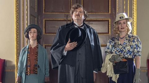 L - R) Bryony Hannah as Agatha Christie, Miles Jupp as G.K. Chesterton and Cara Theobold as Dorothy L. Sayers. (Image: Jonathan Ford/BBC Studios)
