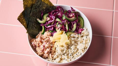 Tuna sushi rice bowl