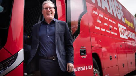 Labour leader Sir Keir Starmer arrives at Heath Farm in Swerford, Oxfordshire where he met Labour Party members and supporters