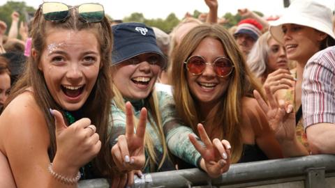 Festivalgoers at Tramlines