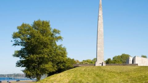 Spire at Maarjamäe War Memorial complex, Tallinn, Estonia. The spire is a Russian memorial for those who died in 1918. Photo taken 28 May 2008.