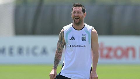Lionel Messi takes part in a training session as part of the 2026 World Cup football tournament