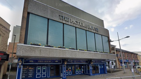 The Picture House, Stryd Bethcar