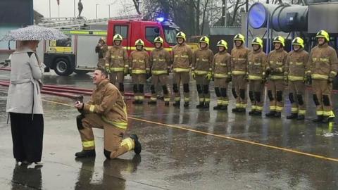 Firefighter proposes to girlfriend