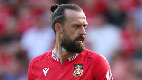 Steven Fletcher in action for Wrexham