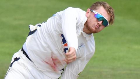 Dom Bess bowling for Yorkshire