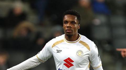 Kane Thompson-Sommers in action for MK Dons