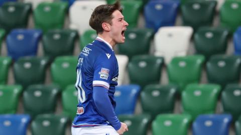 Linfield goal