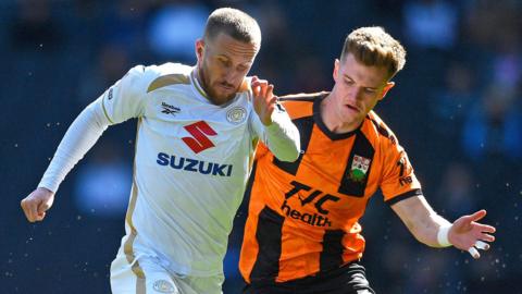 MK Dons v Barnet