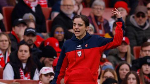 Renee Slegers reacts