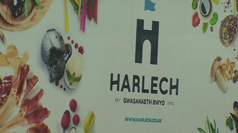 Logo cwmni Harlech