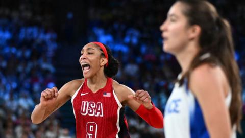 USA win the women's basketbal