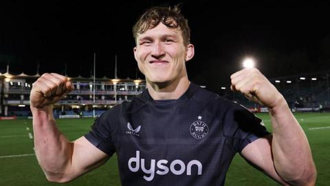 Ted Hill celebrates Bath's stunning victory