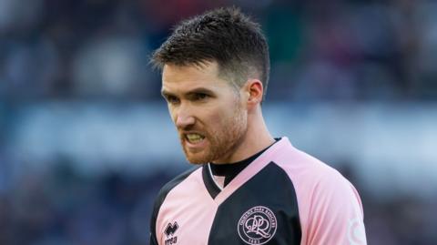 Paul Smyth in action