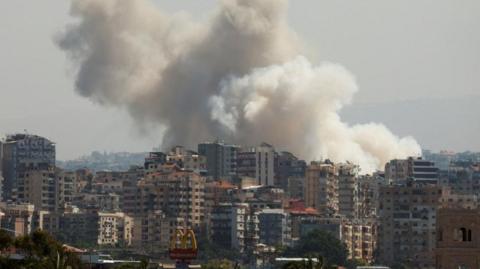 Israeli air strikes on Tyre