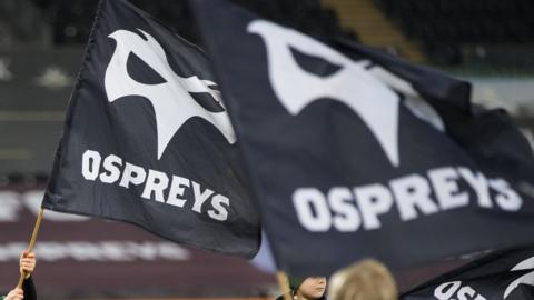Fans fly Ospreys flags