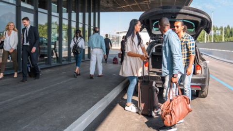 Passengers dropped at front of airport terminal 