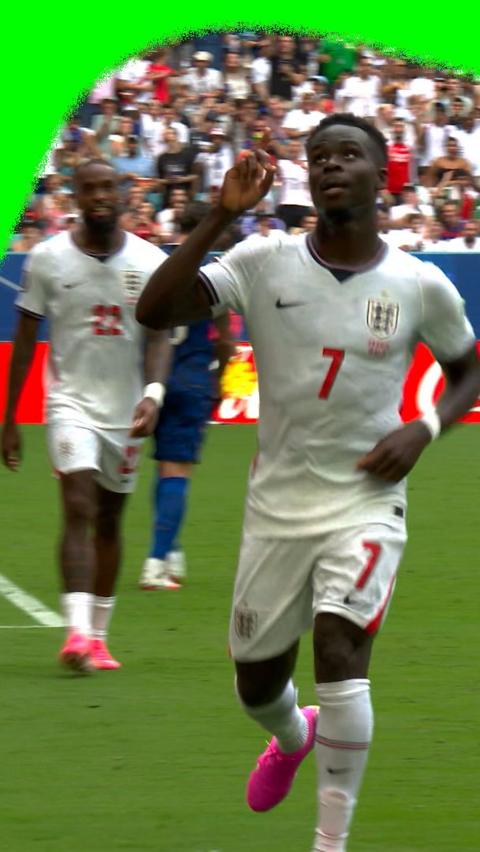 Bukayo Saka points to the sky to celebrate a fourth goal for England in the 2026 World Cup.