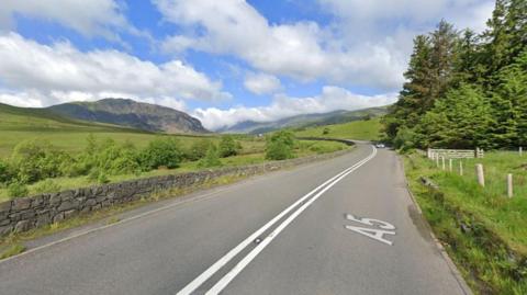 Yr A5 ger Capel Curig